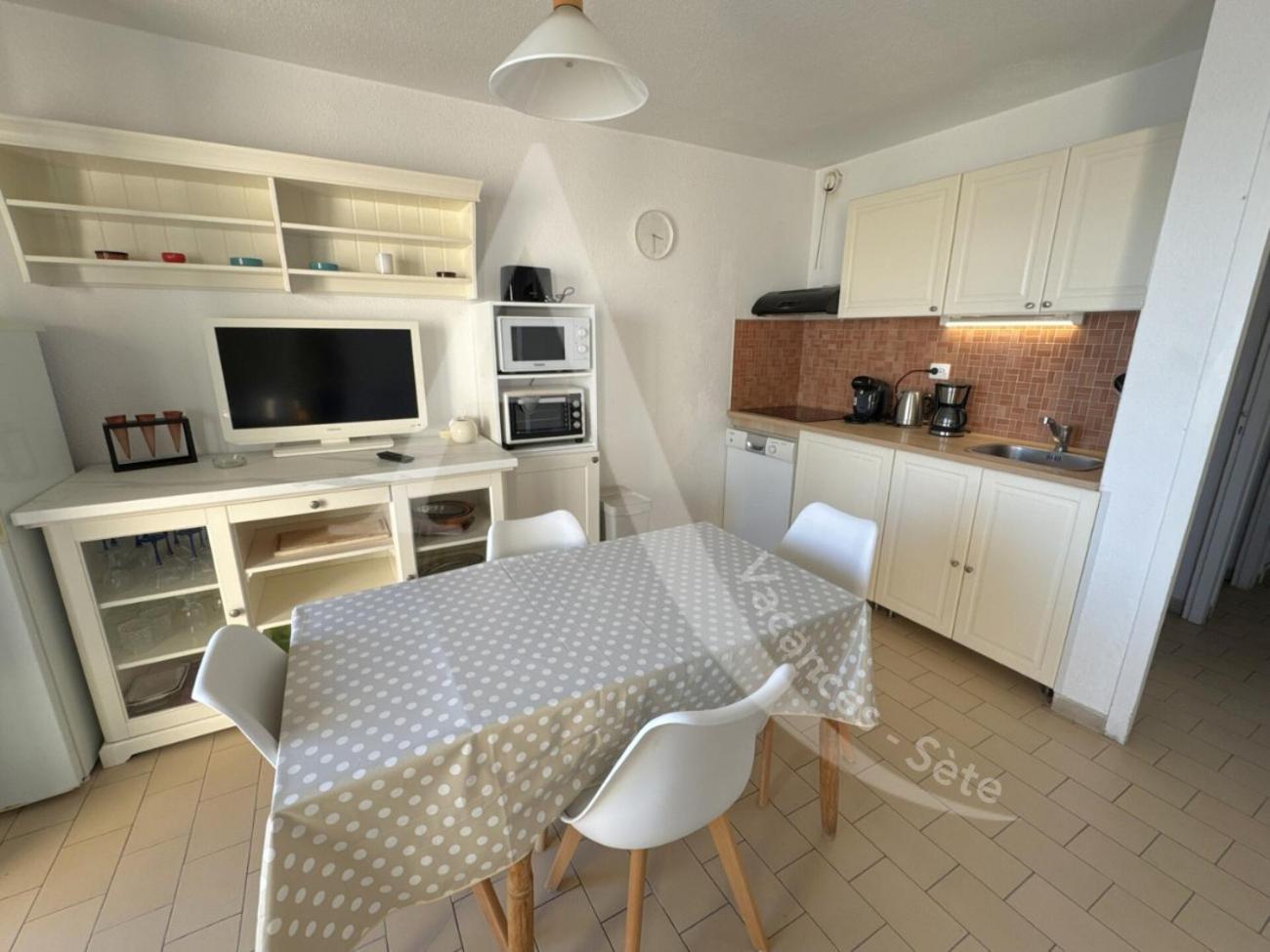 40 M², 1Ere Ligne Mer, Dernier Etage Avec Ascenseur Sète Exteriör bild